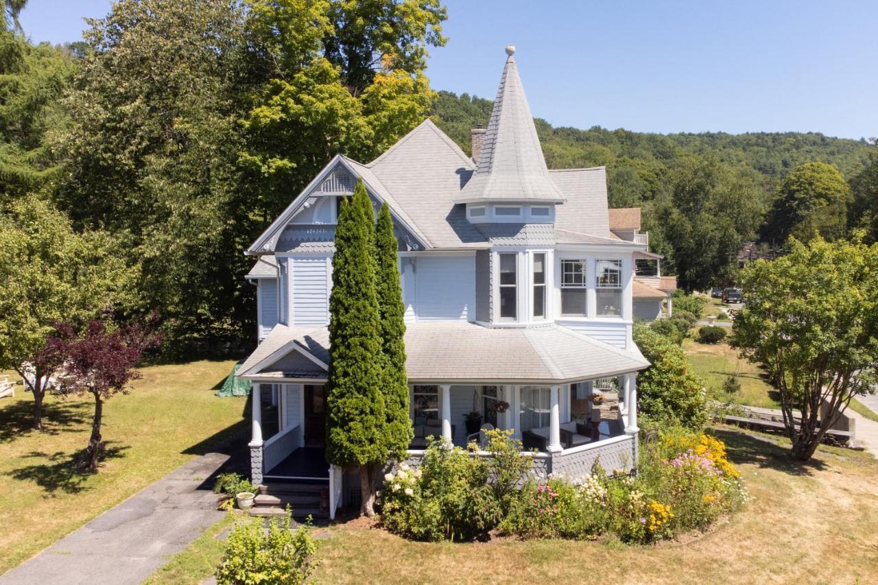 Вилла Streamside Victorian Margaretville Экстерьер фото